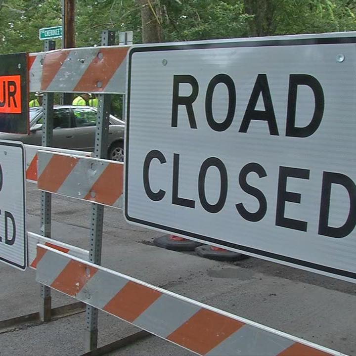Road closed sign generic